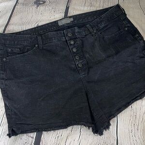 Torrid feel the fit denim shorts plus size 22
